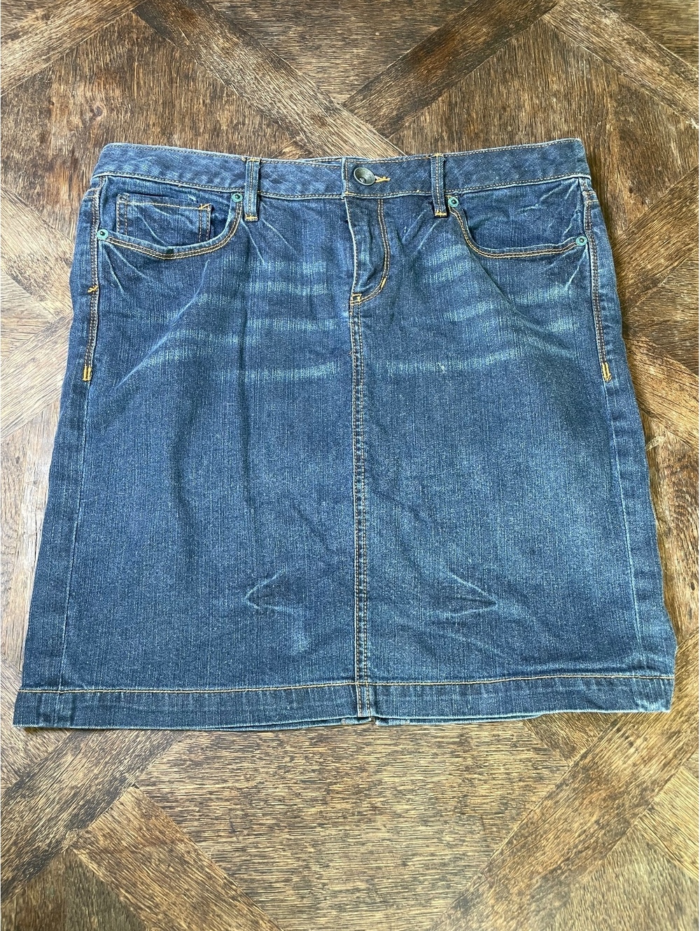 Converse One Star women’s pencil jean skirt dark wash size 12